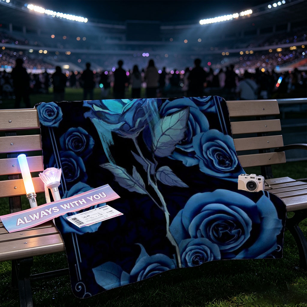 Ado Dark Blue Roses Artistic Floral Design - Blankets