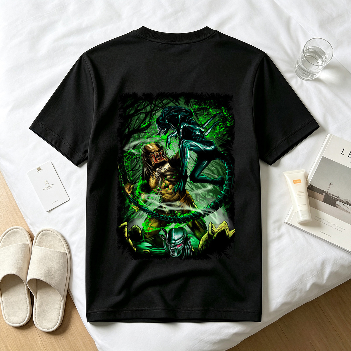 Aliens vs Predator: Xenomorph vs Predator Battle - Tee