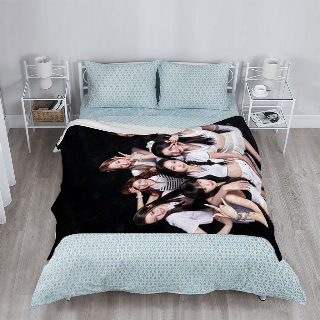 Kep1er Group Photo in White Outfits on Black Background - Blankets